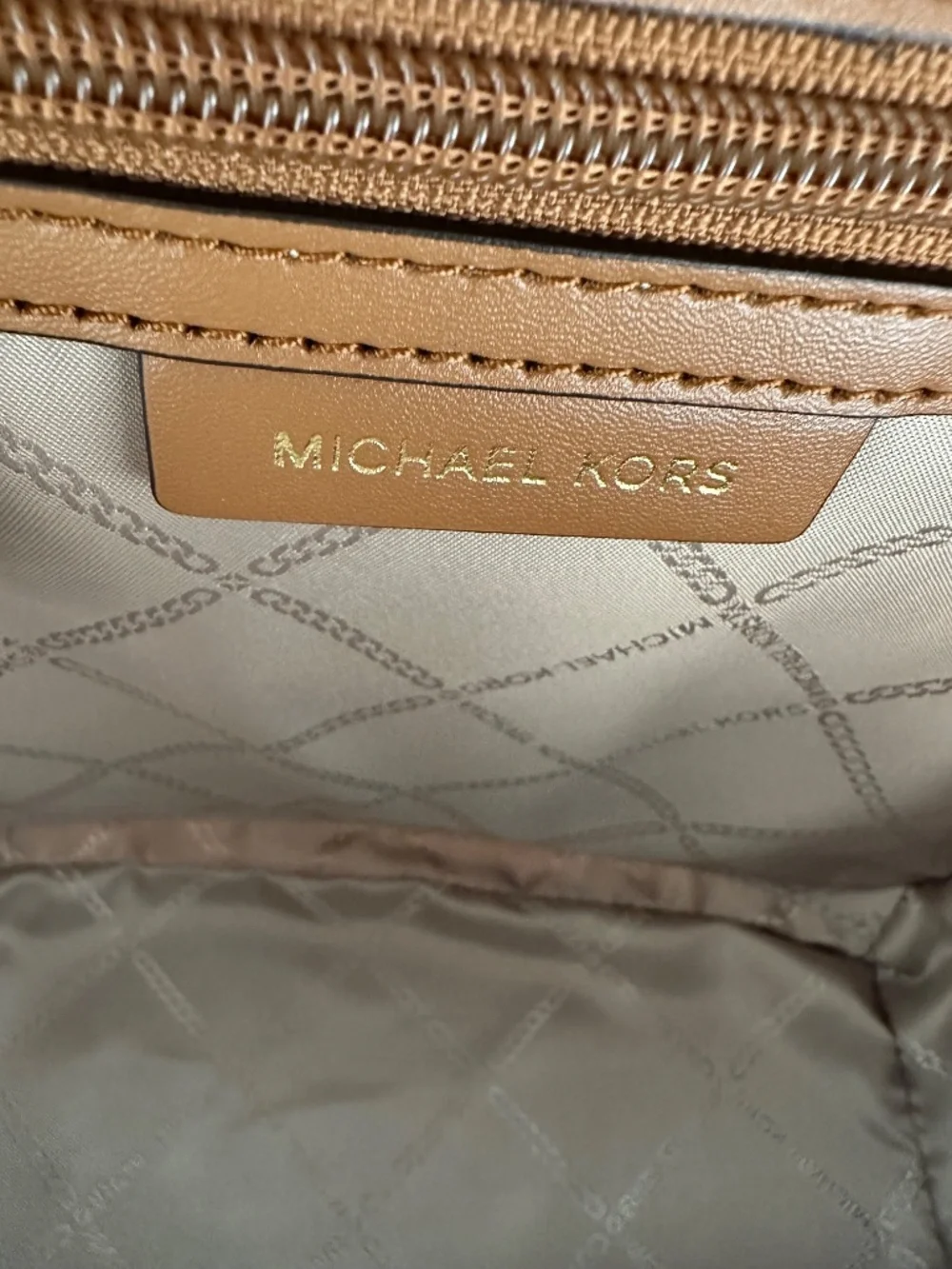 NWT Michael Kors Valerie Medium Logo Backpack Vanilla Acorn White Brown Handbag